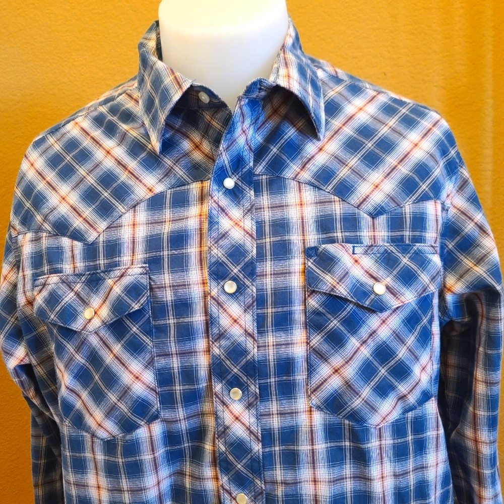 Wrangler Western Fashion Snap Shirt Blue and White Plaid Casual Shirt